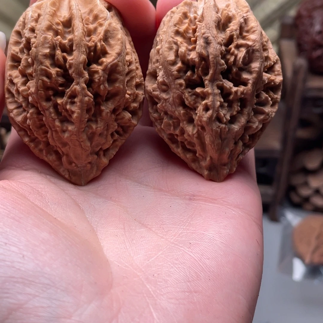 文玩核桃把件楸刀鱼129