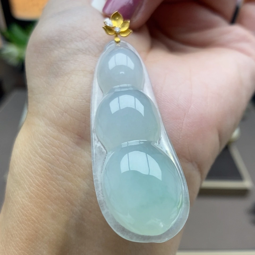 翡翠18K金镶嵌颈饰吊坠38