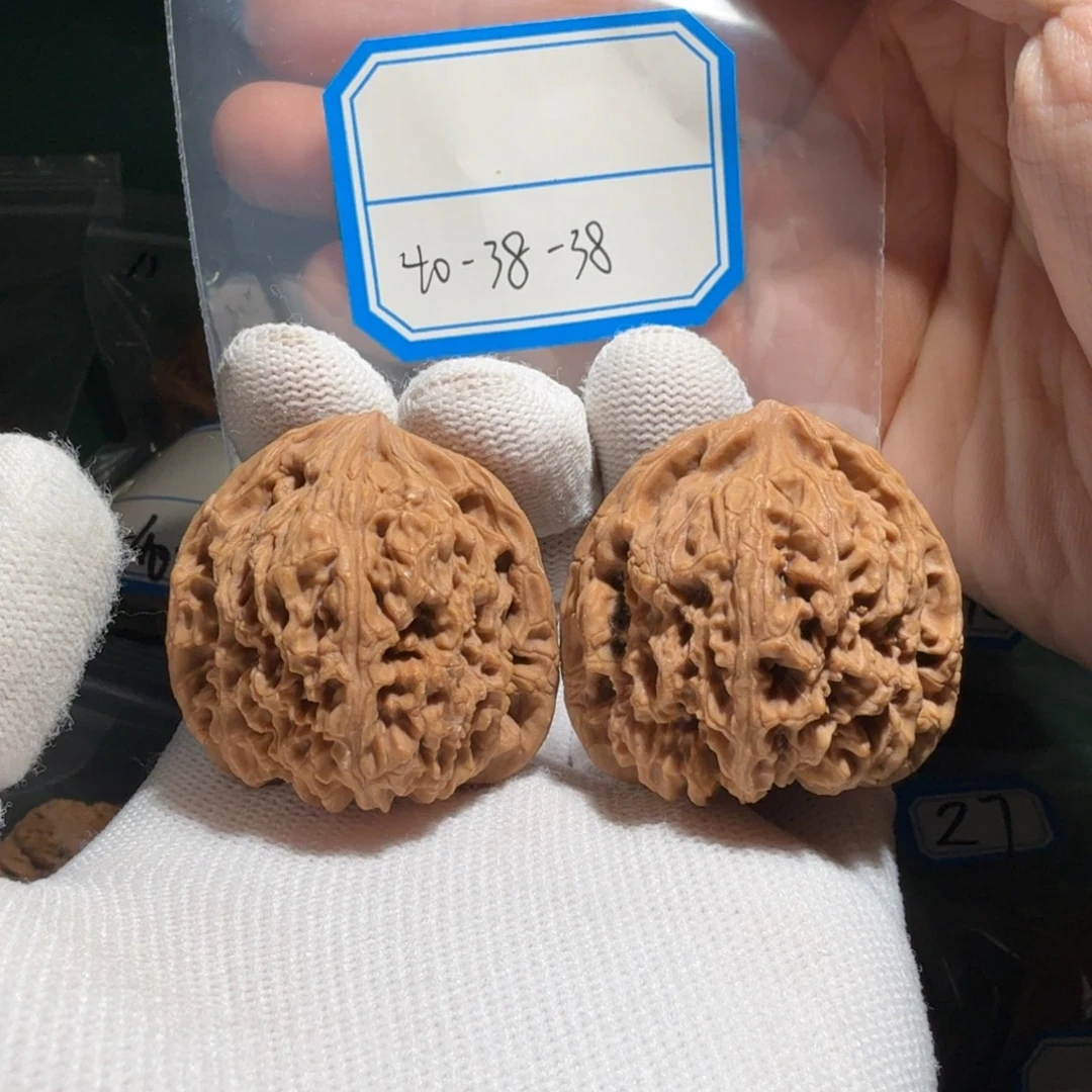 吊坠文玩核桃南疆28