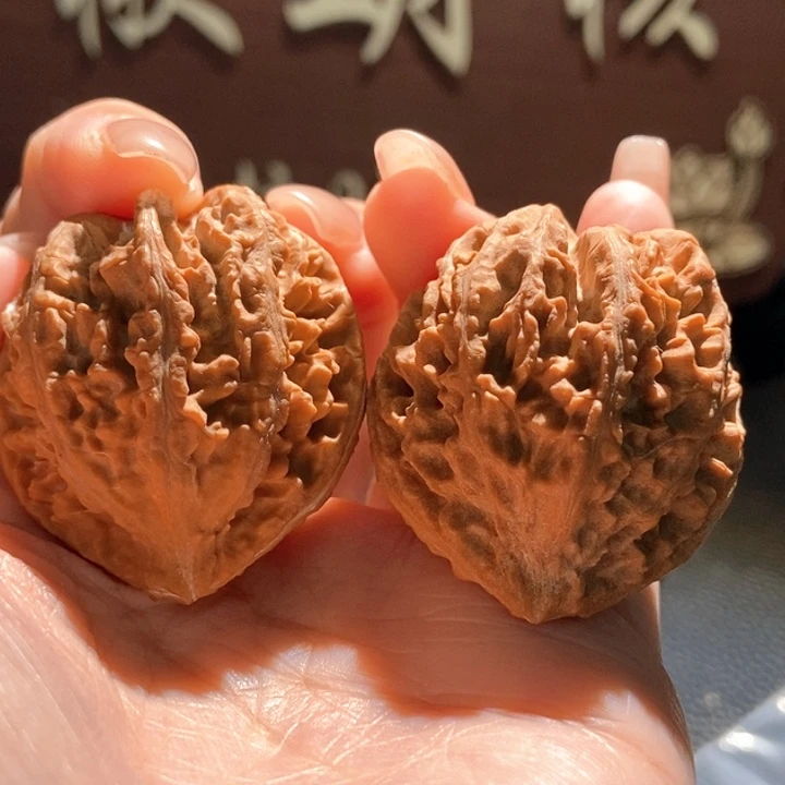 文玩核桃吊坠聚核财婉楸100