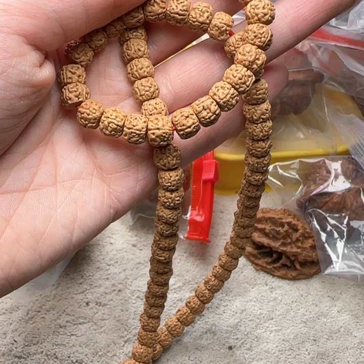 文玩核桃吊坠d**i0.8金刚串