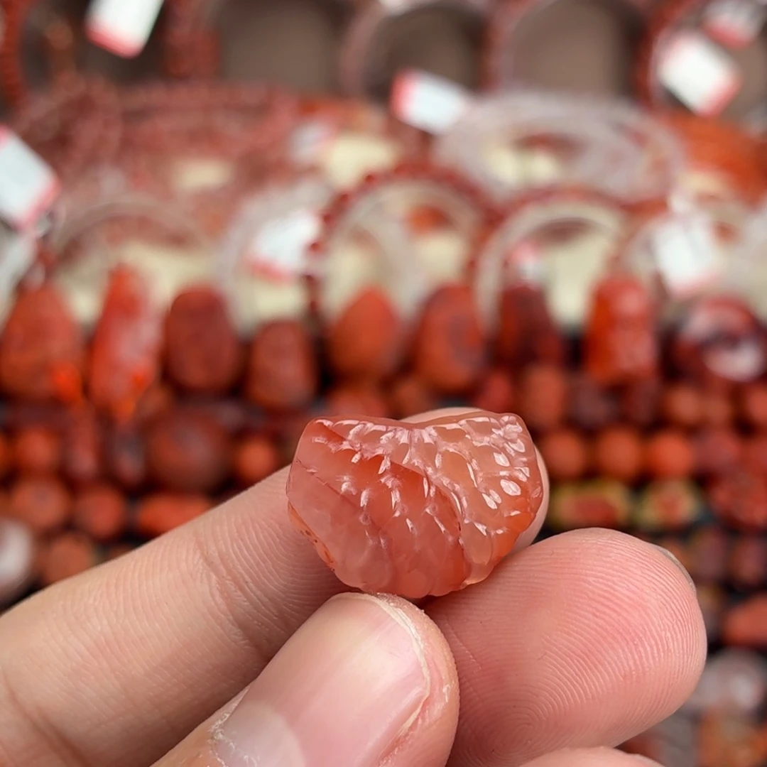 南红玛瑙未镶嵌颈饰橘子瓣