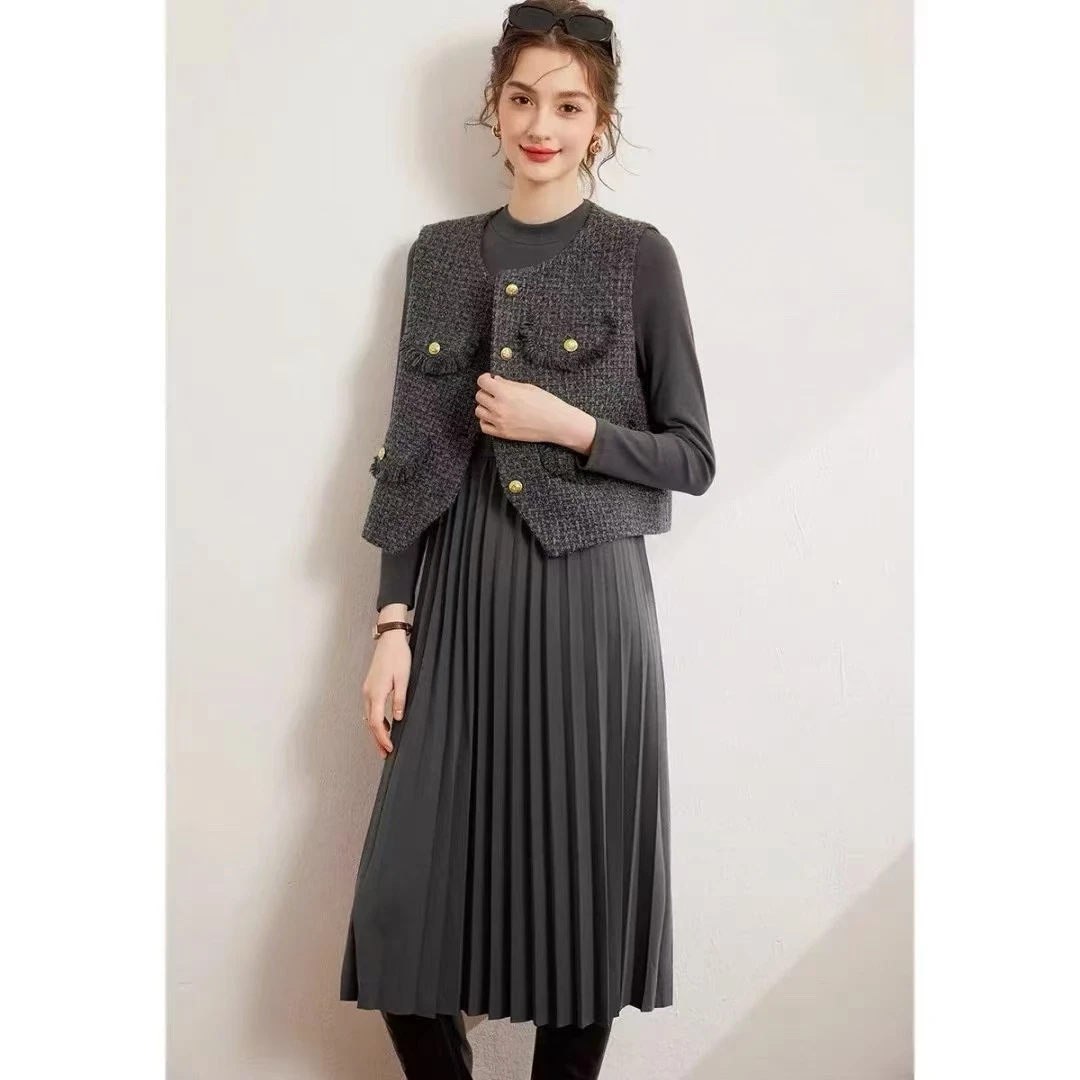 【时尚两件套】冬款针织压褶连衣裙肌理感马夹背心女式套装T325
