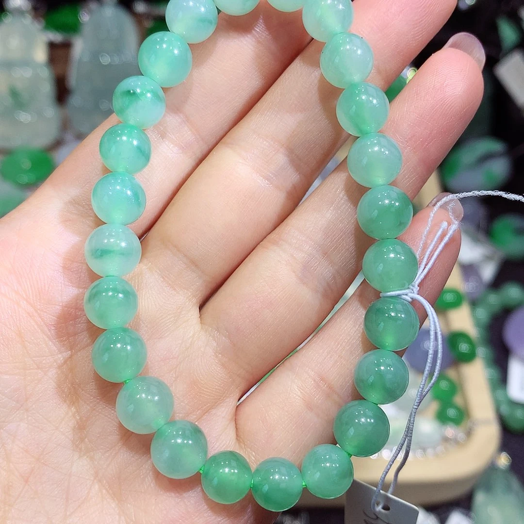 颈饰未镶嵌翡翠手串