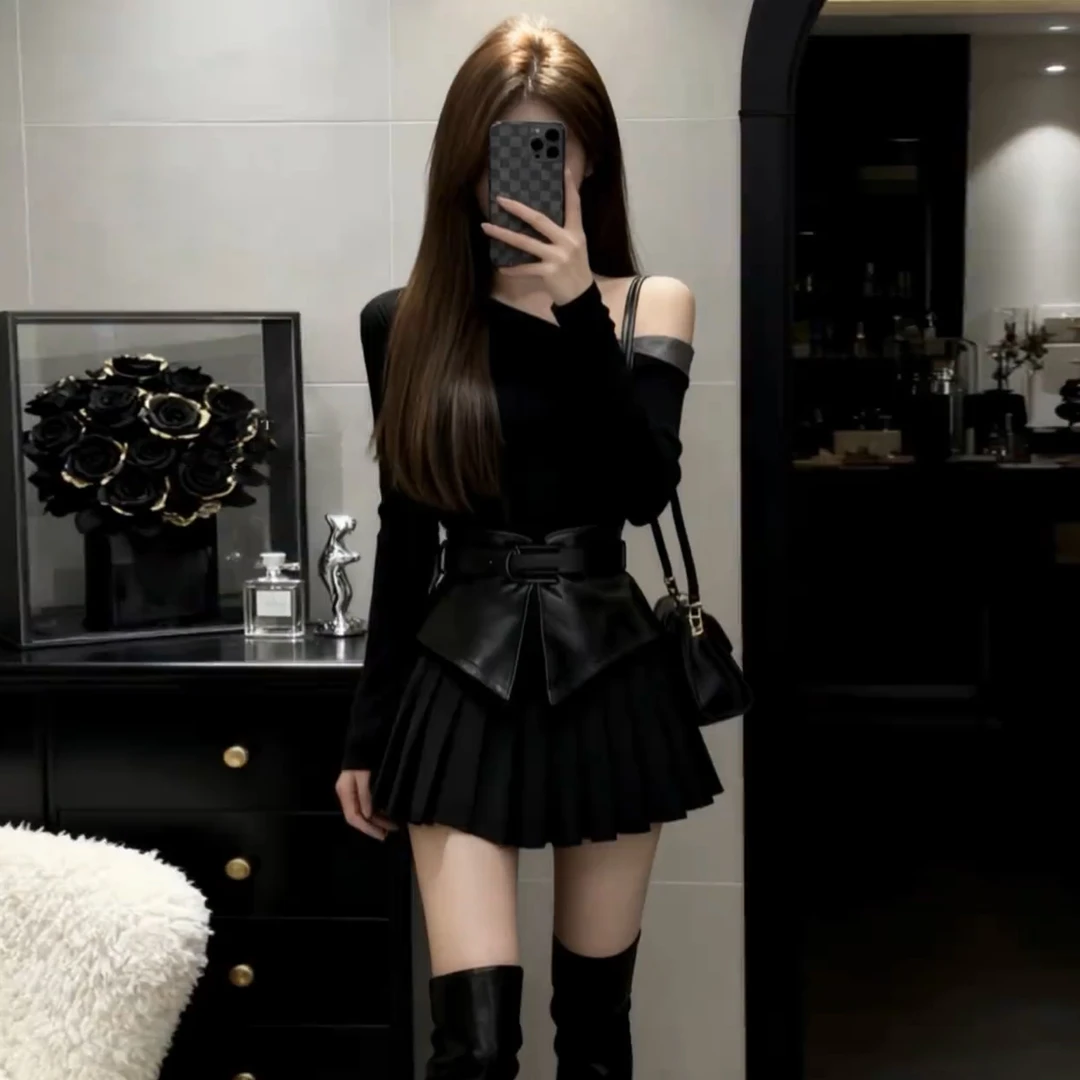 2025新款又a又飒御姐黑色斜肩连衣裙子女秋冬季穿搭内搭短裙套装