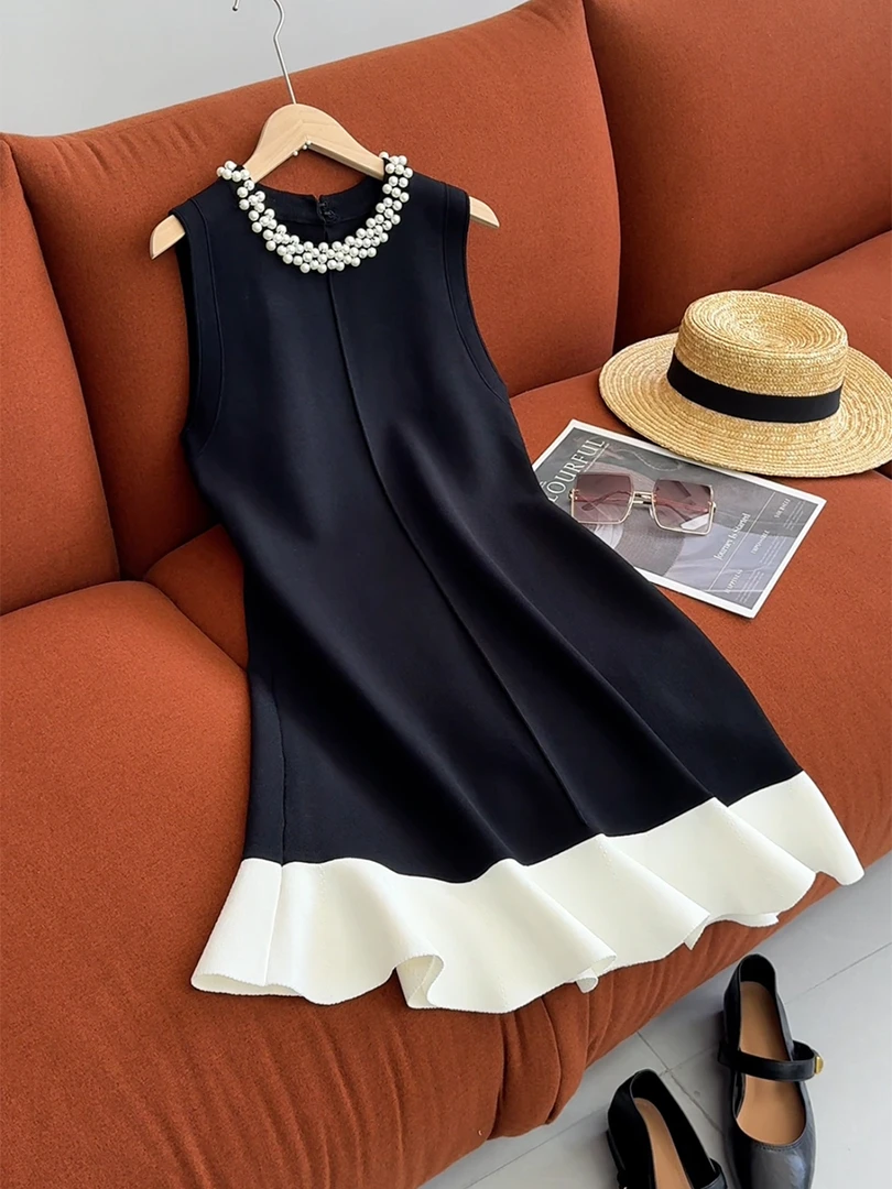 法式名媛 浪漫赫本小香风重工珍珠领无袖黑白撞色荷叶边连衣裙