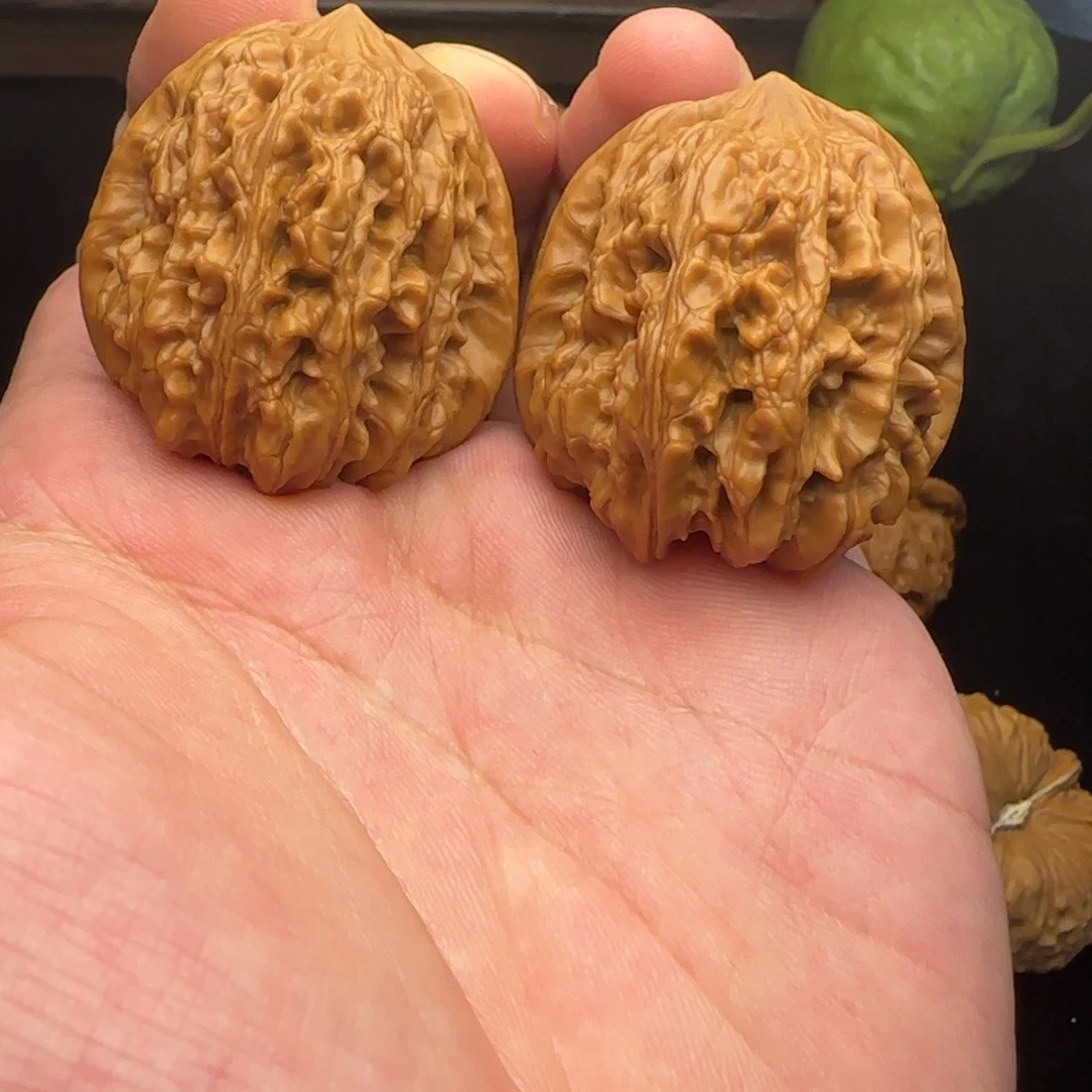 文玩核桃吊坠凹底37