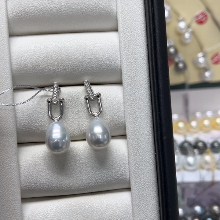 耳饰银S925镶嵌海水珍珠澳白9–10mm112