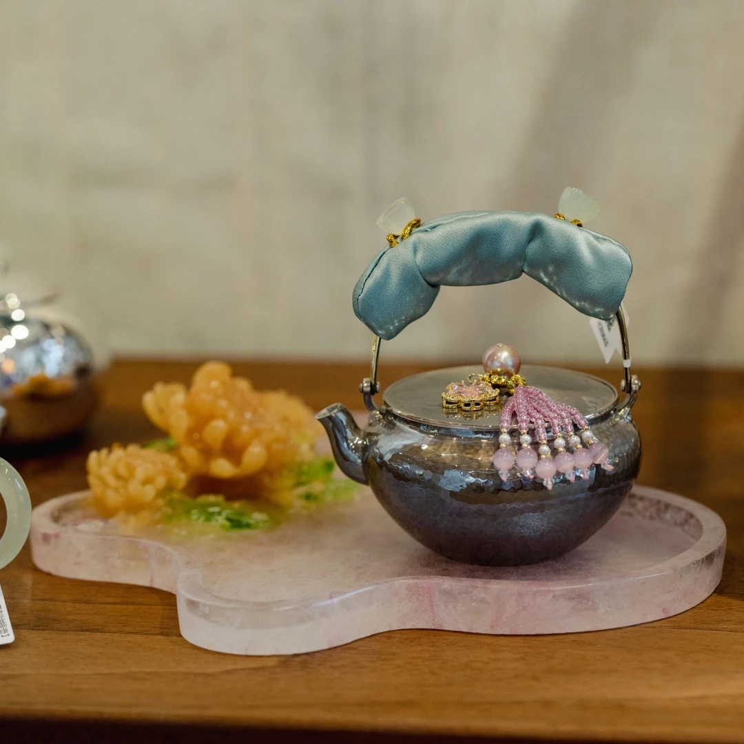 HC0086 鹤川【清颜紫皮提梁银壶】