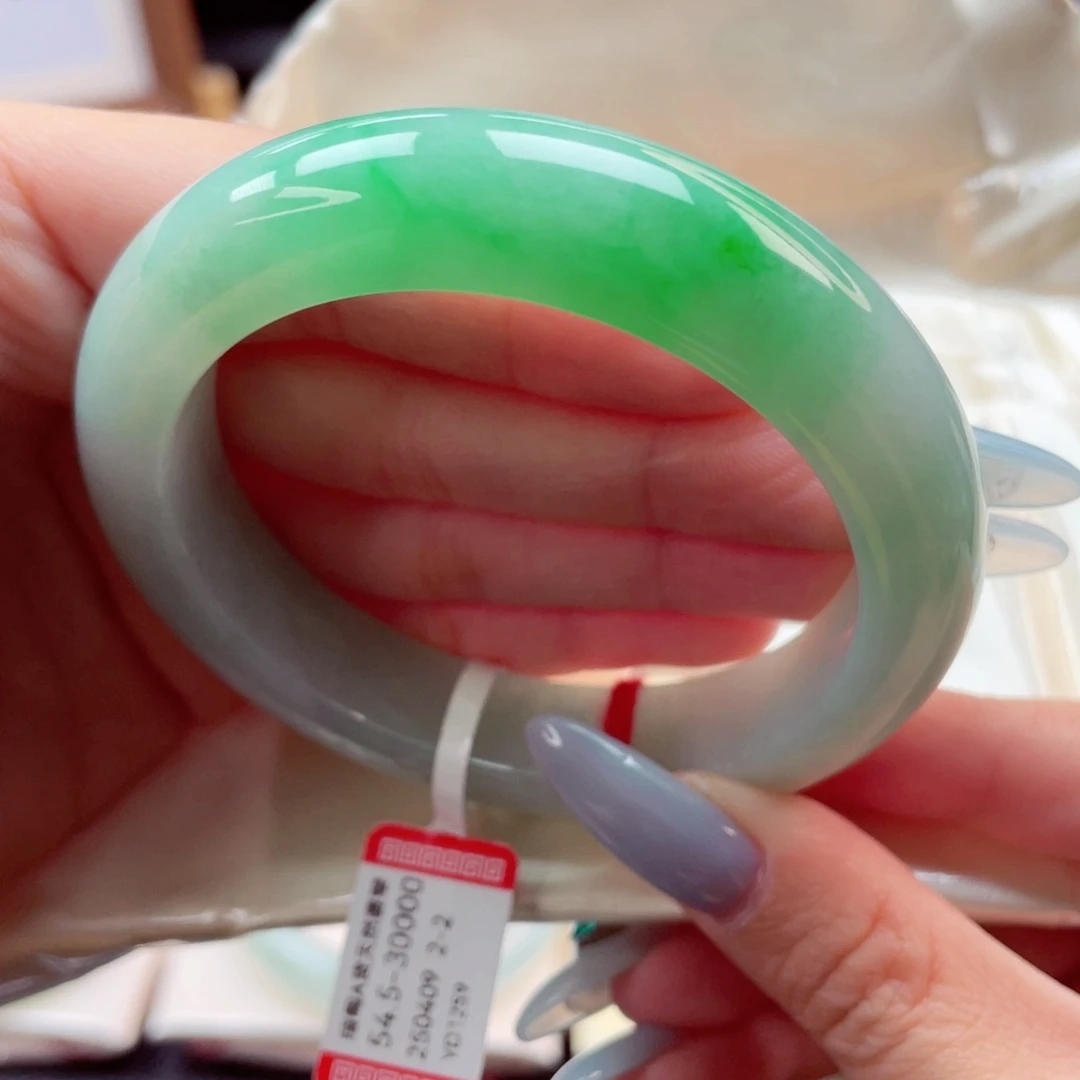 翡翠手镯未镶嵌5455圈9922