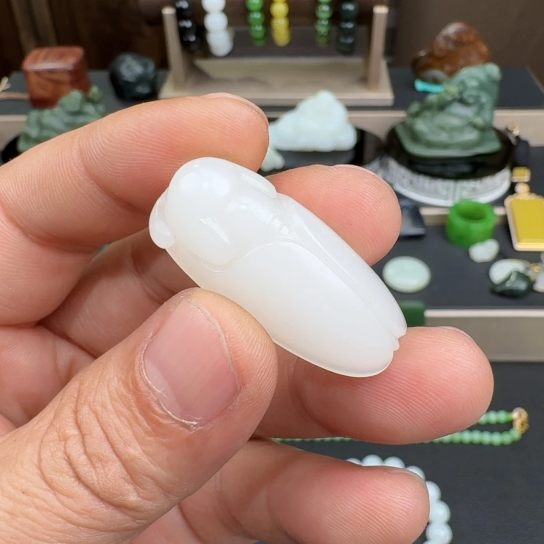 和田玉未镶嵌珠宝奇石