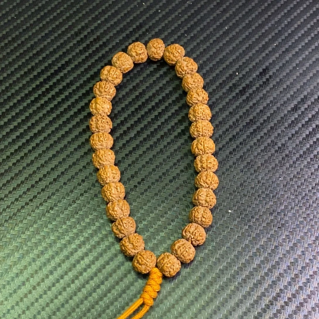 金刚菩提吊坠平细小金刚手持