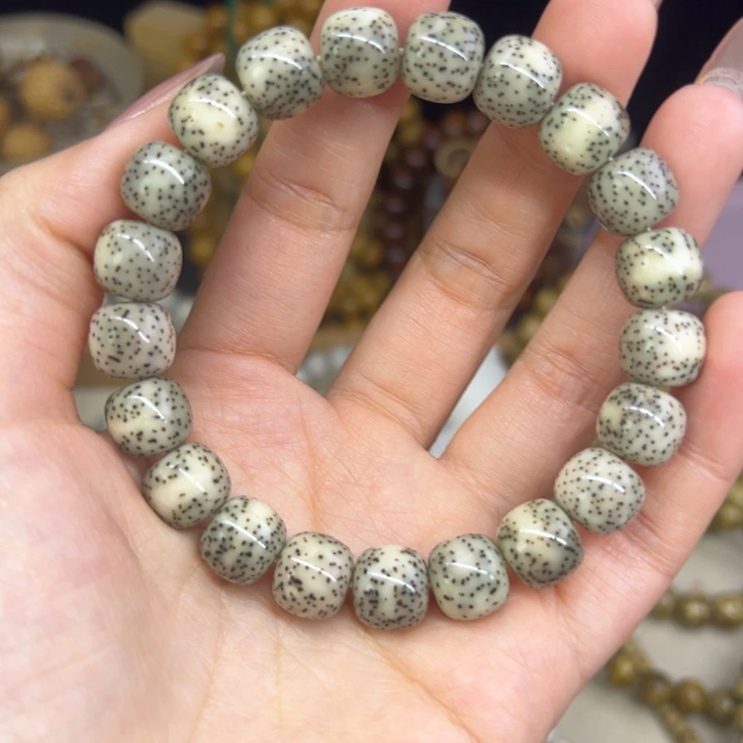 程***饰星月菩提吊坠差价链接