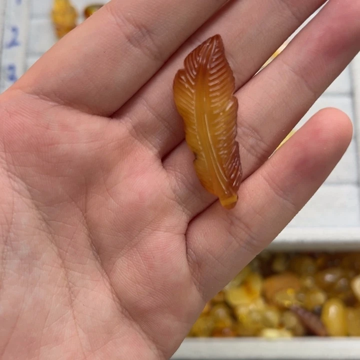 未镶嵌琥珀裸石有***室天然蜜蜡配件