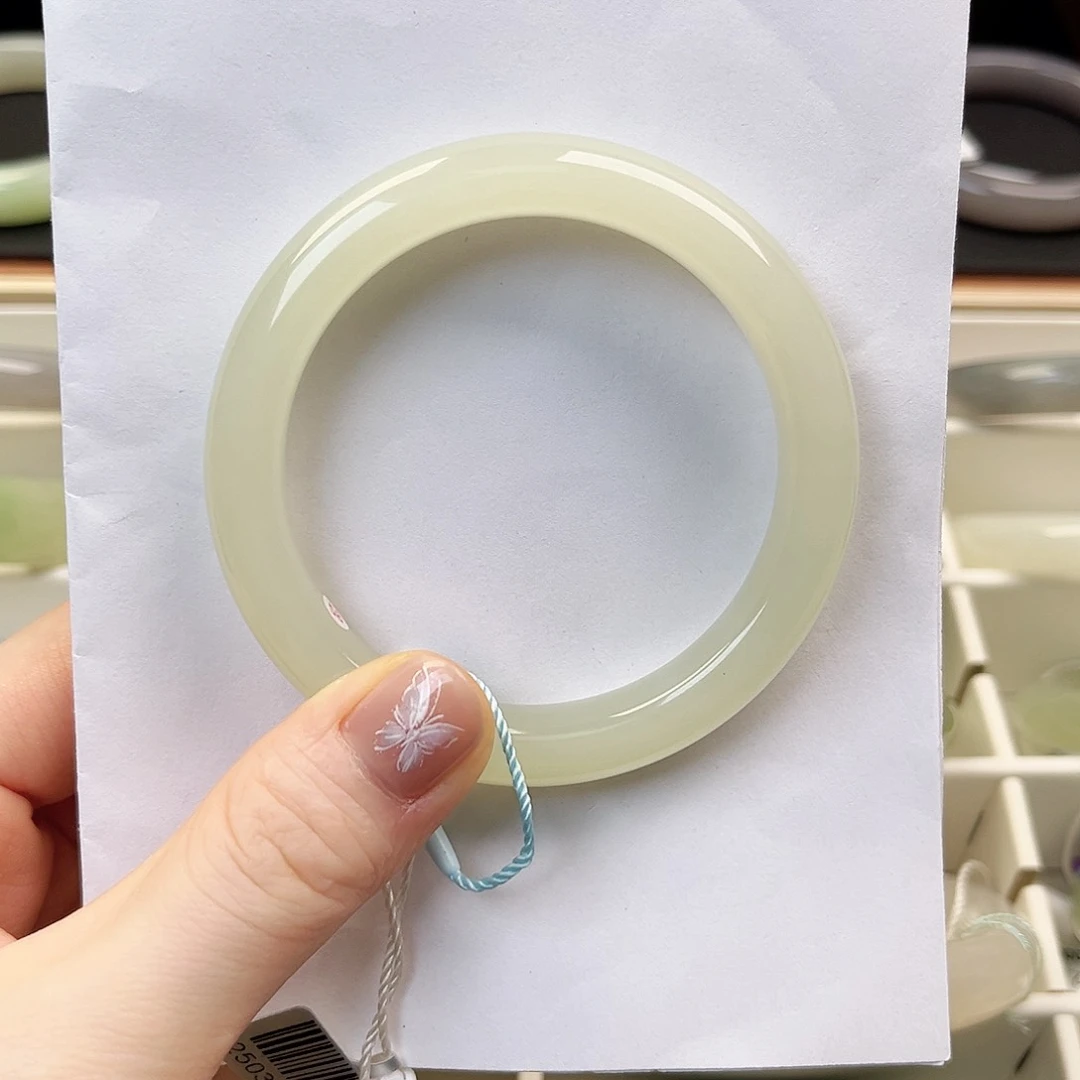 和田玉手镯未镶嵌58 59