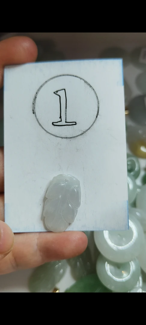 天然缅甸翡翠A货，冰透