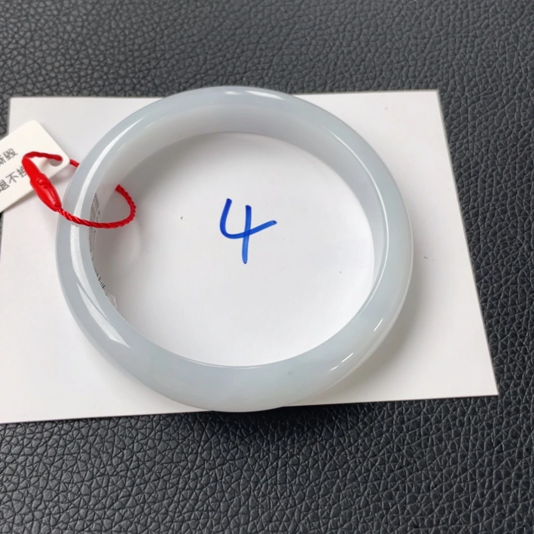 翡翠未镶嵌手镯4号