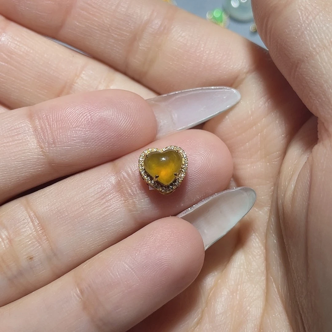 吊坠(不含链)18K金镶嵌翡翠