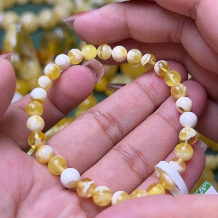 蜜蜡未镶嵌珠宝奇石