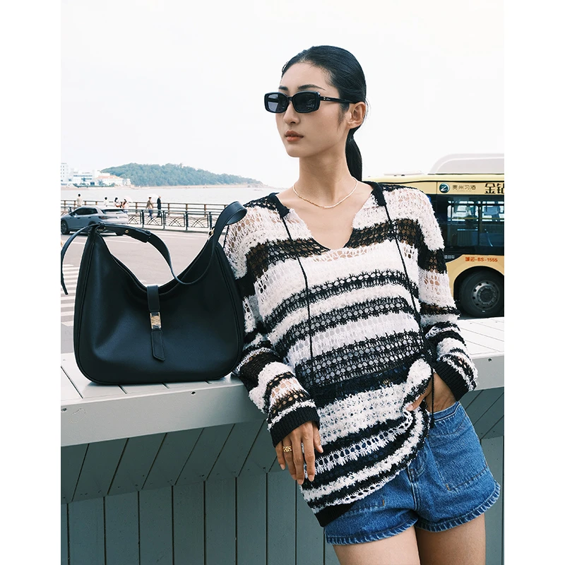 COVERINS2025夏季新款宽松黑白镂空针织罩衫女CC35206028