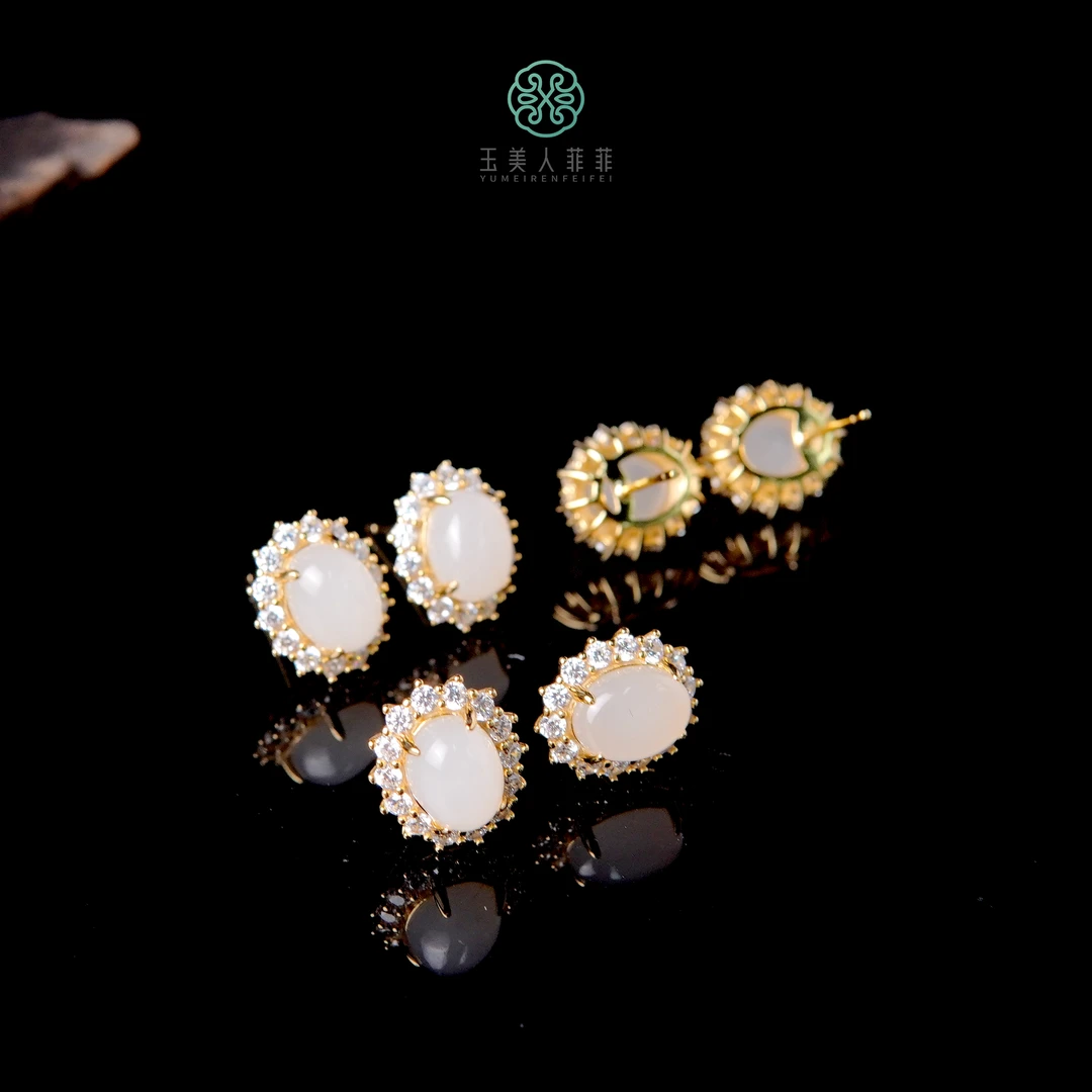 石惑珠宝%和田玉耳钉约6*8mm%多样性发一