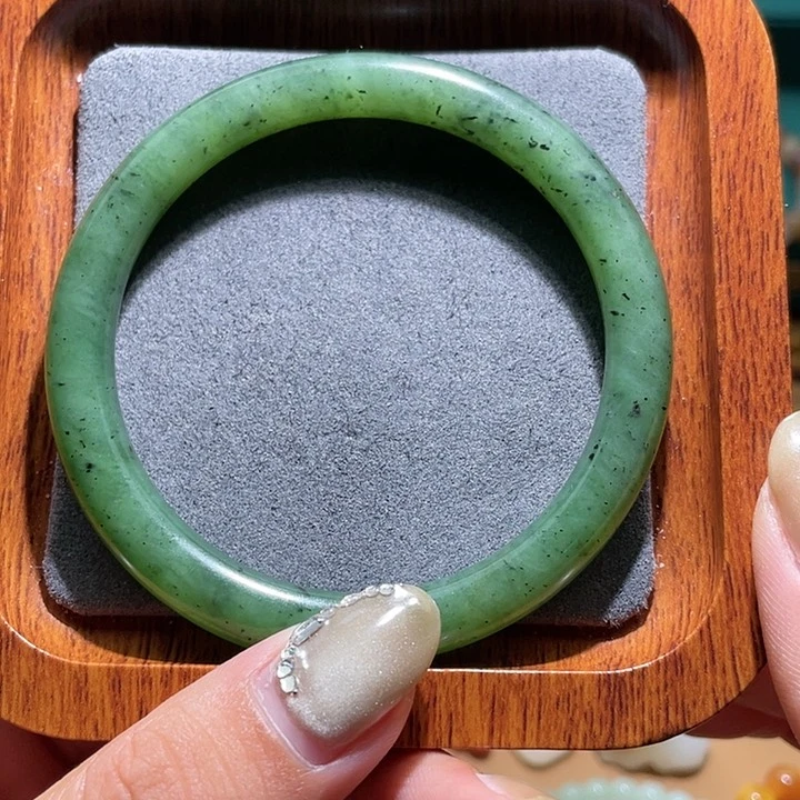 【闪购商品】和田玉未镶嵌颈饰只****恒