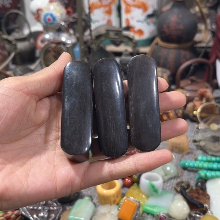 有机玻璃轩*章。