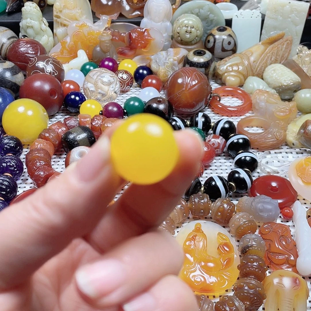 玛瑙/玉髓挂件未镶嵌