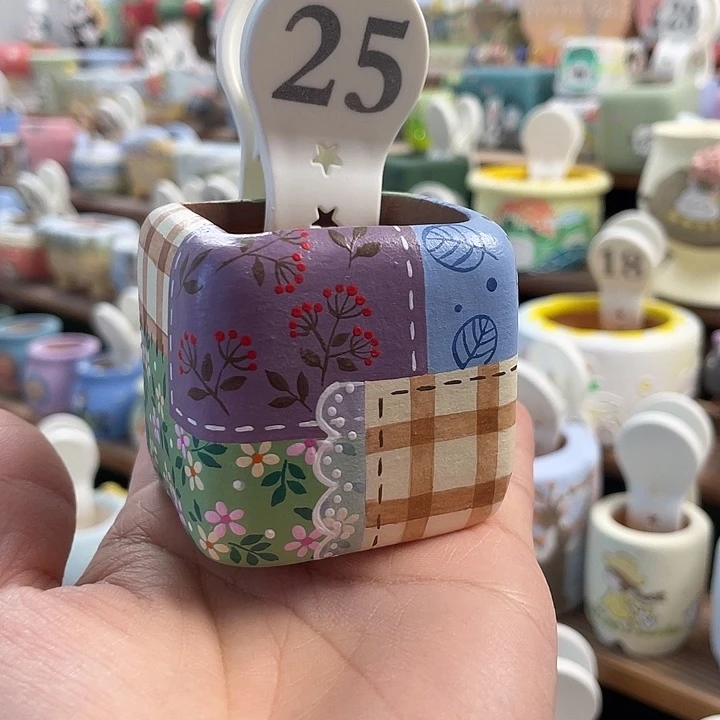 25…….手工手绘花盆