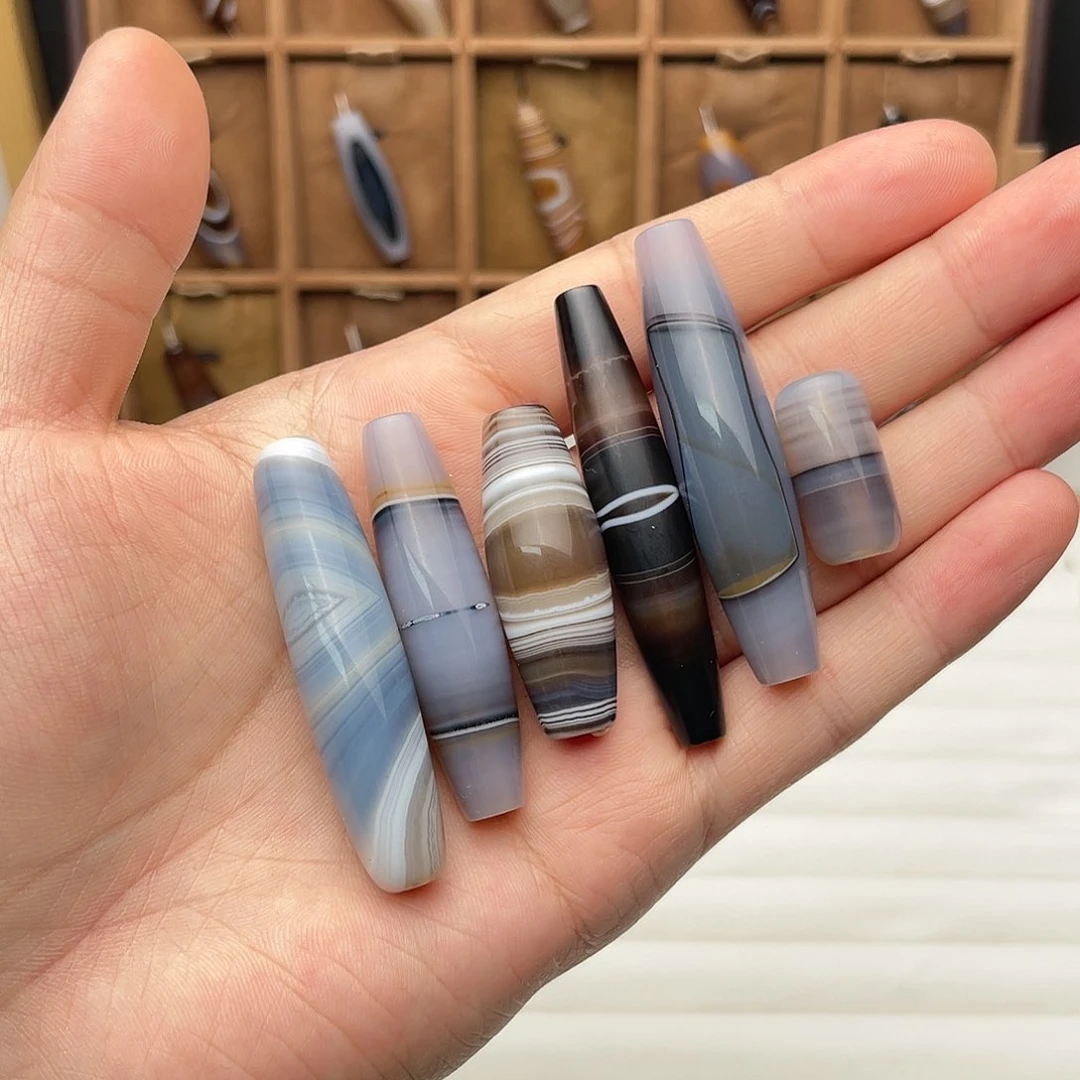 玛瑙/玉髓颈饰合金大***丽