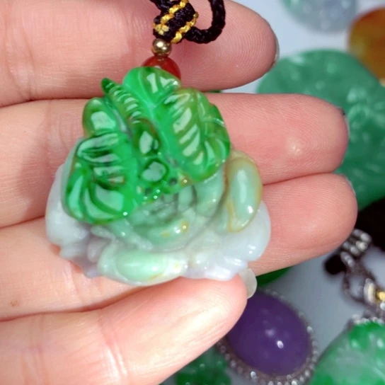 翡翠吊坠(不含链)未镶嵌