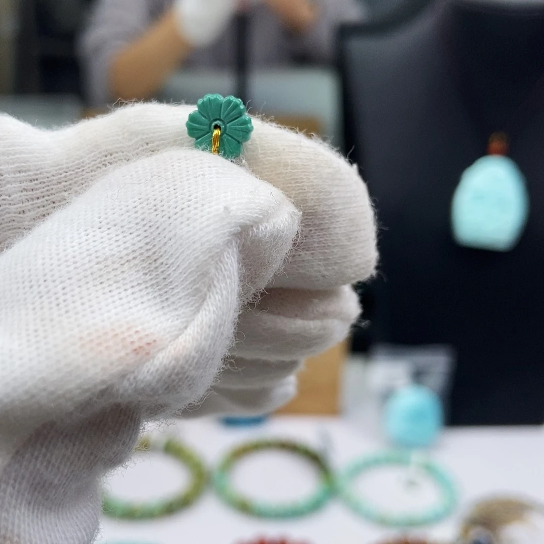 未镶嵌绿松石珠宝奇石