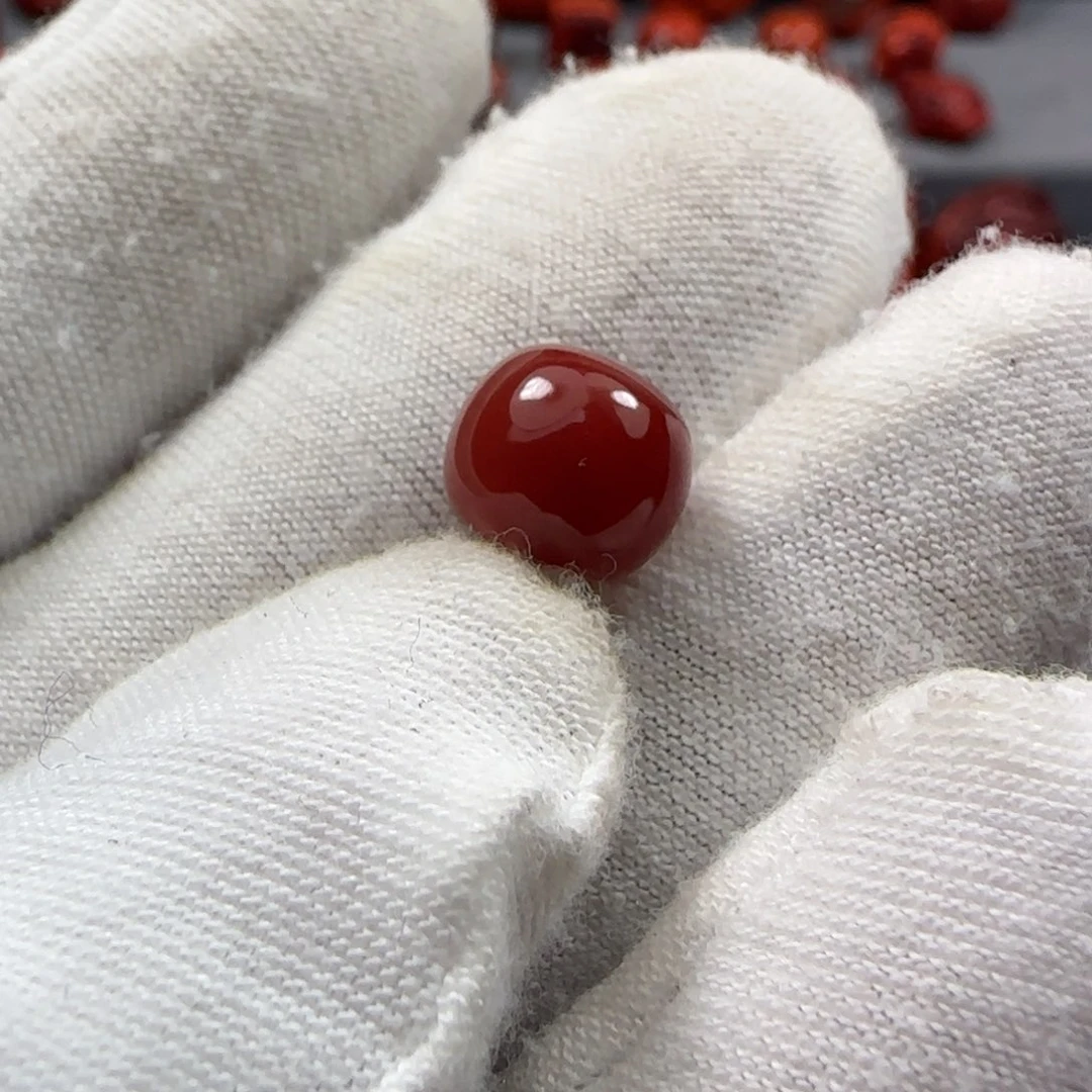 南红玛瑙未镶嵌牛血珠9