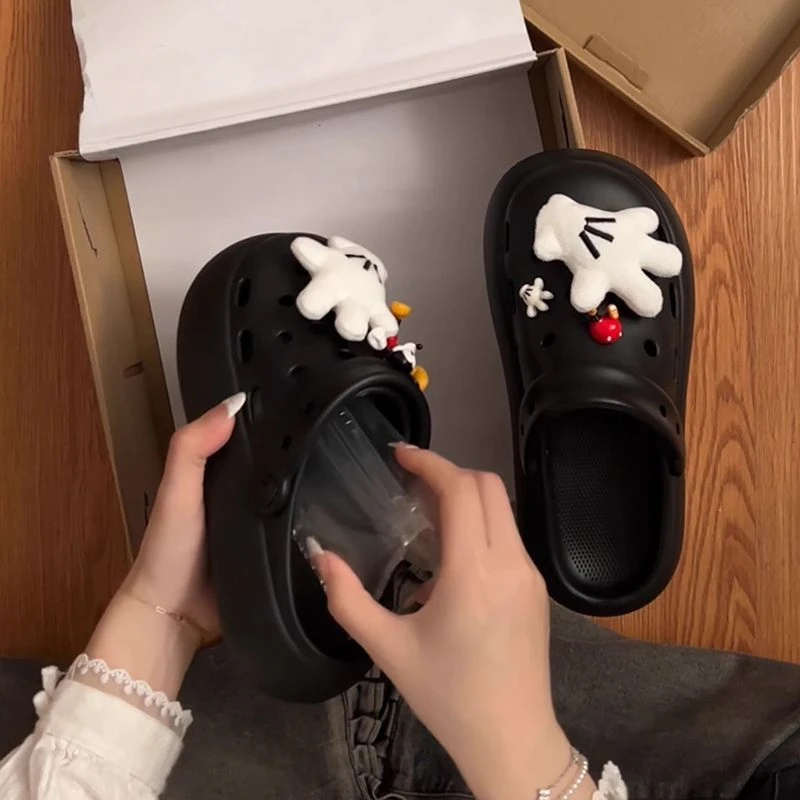 时尚百搭网红踩屎感防滑厚底洞洞鞋女款2025新款夏外穿软底凉拖鞋