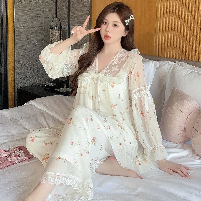 【小美慧】春秋季V领蕾丝网纱长袖长裤胸垫套装性可外穿感家居服女