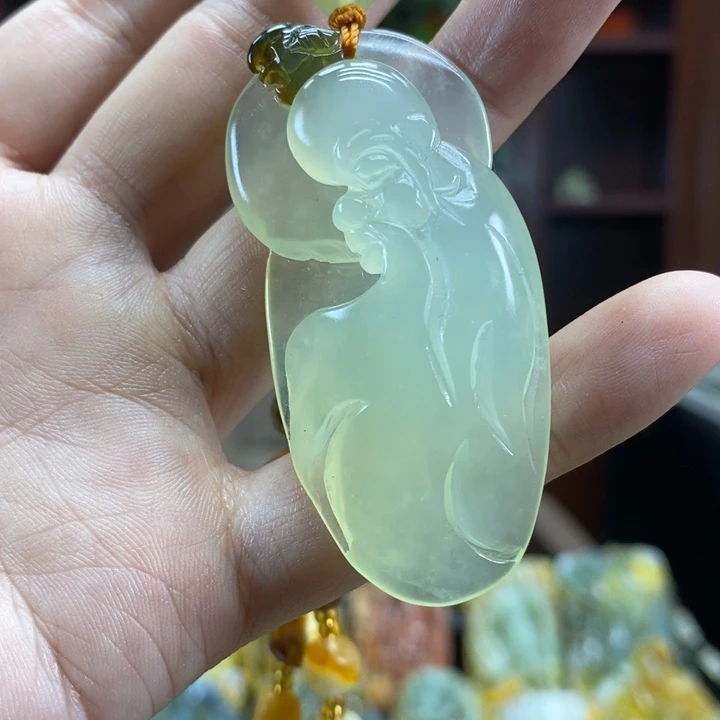 未镶嵌蛇纹石玉颈饰