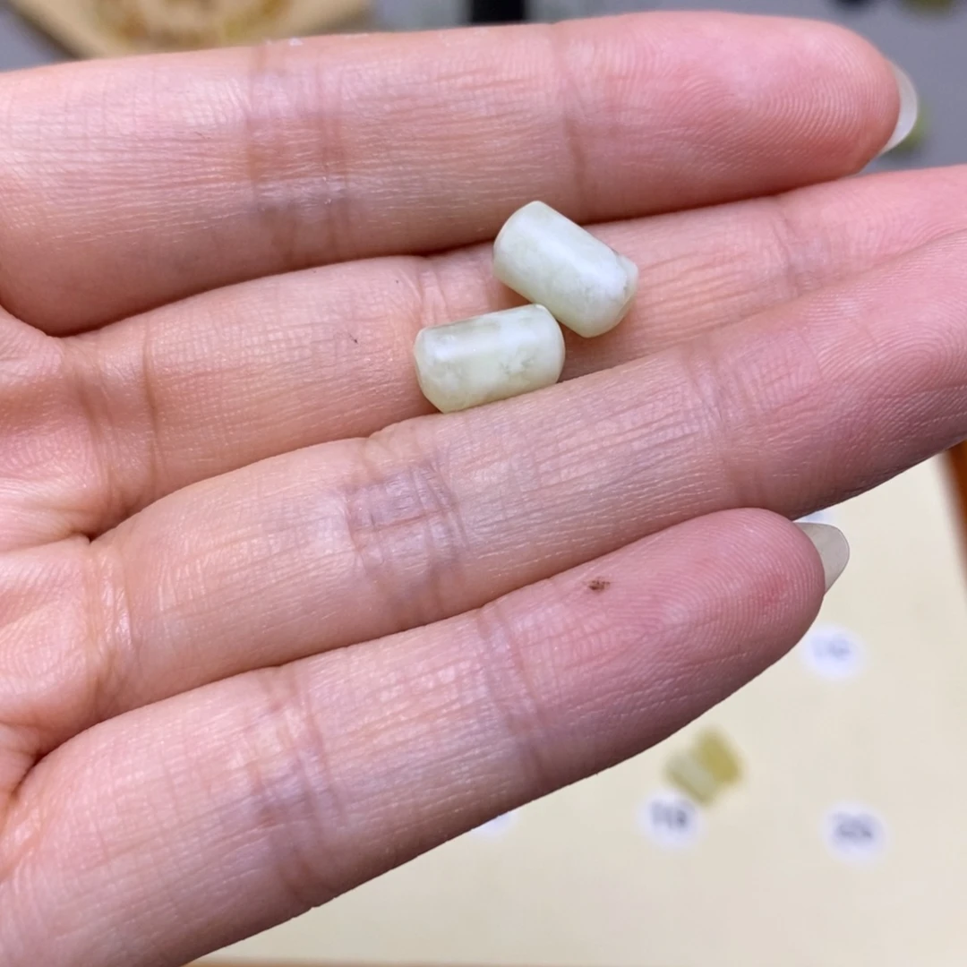 蛇纹石玉未镶嵌配饰B**i