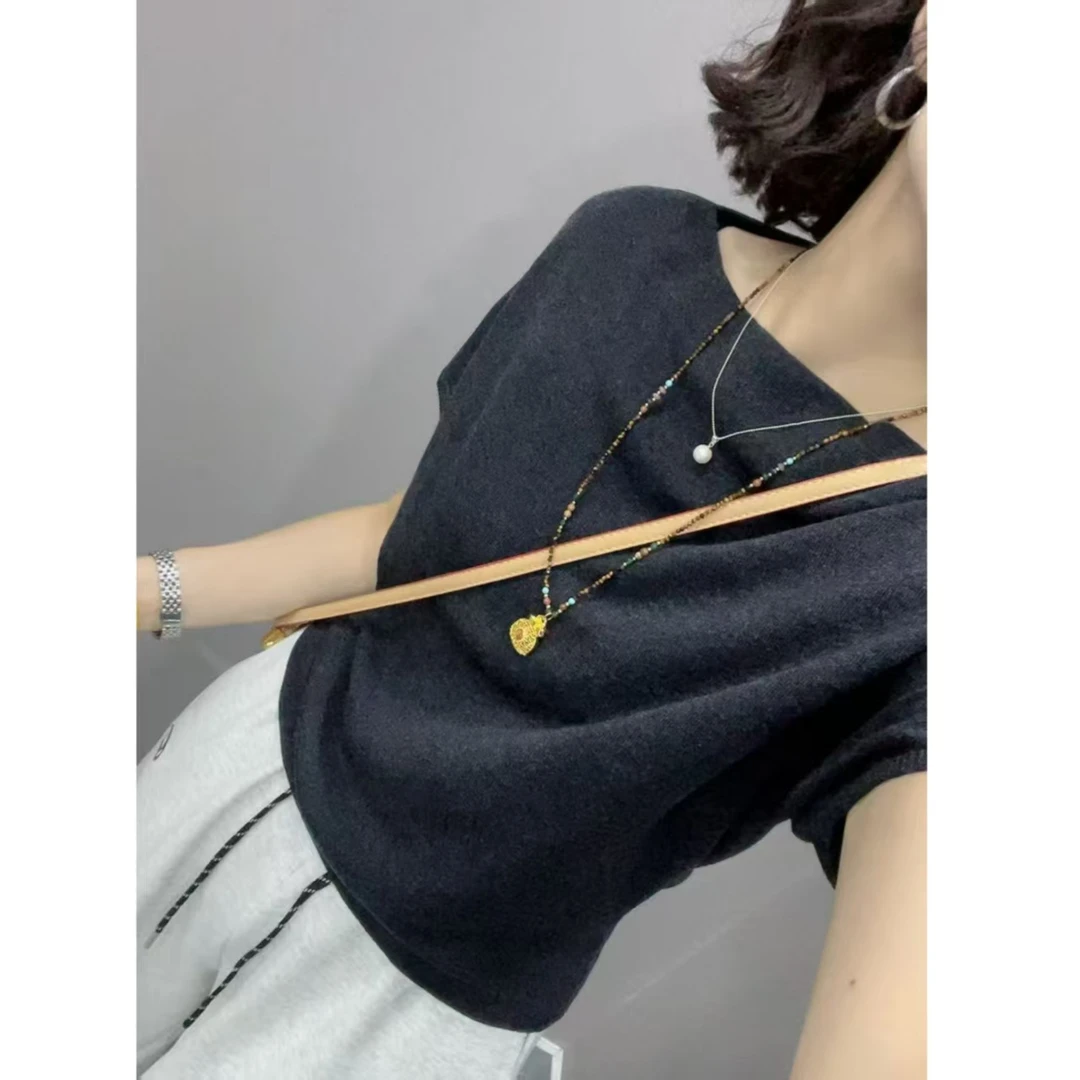 新品锁骨领纯色T恤