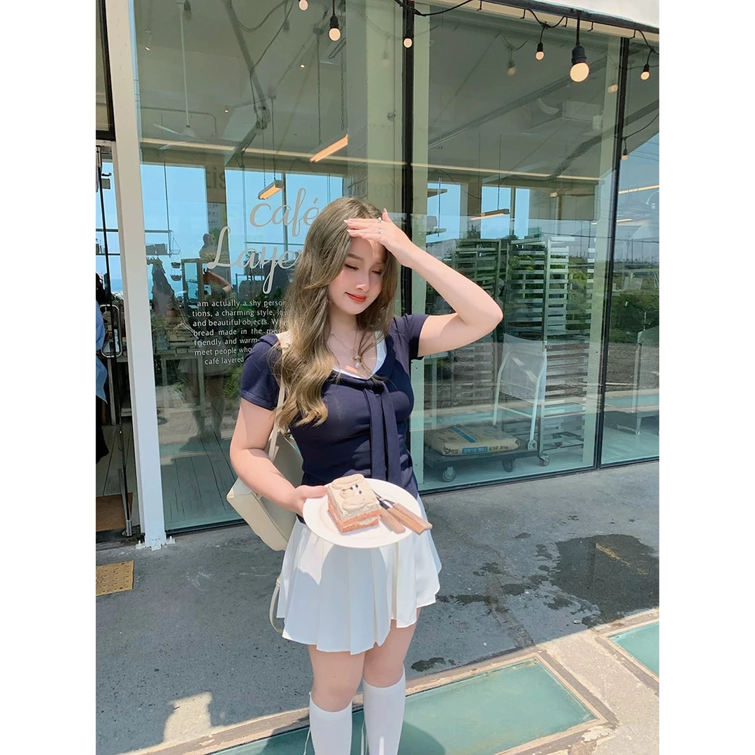 美式复古撞色大V领短袖T恤女夏季新款修身显瘦纯欲修身显瘦上衣