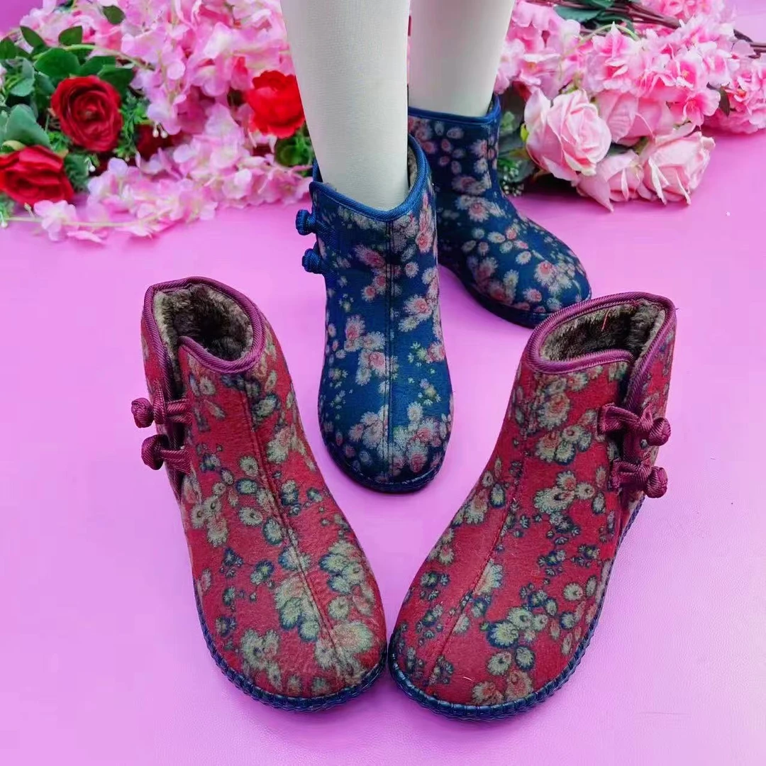 冬季新款老北京布鞋加绒加厚大棉雪地靴保暖女士老人妈妈棉靴