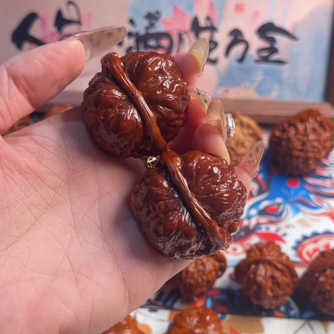 文玩核桃吊坠蛤蟆头40