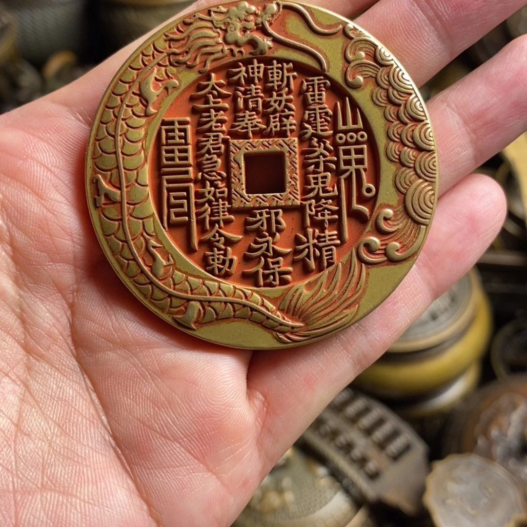 精美铜器做工精良