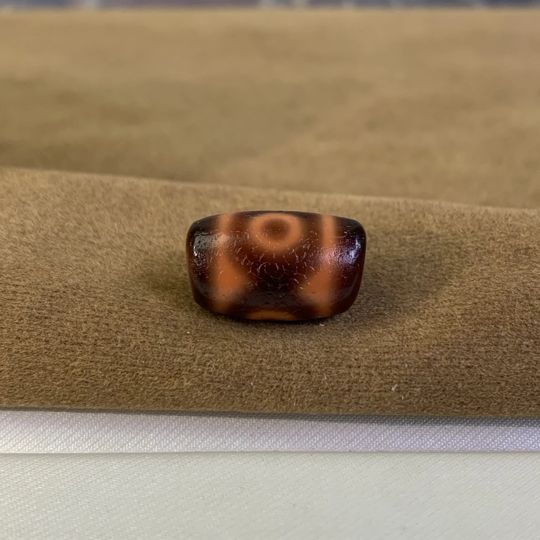 小卢红肉三眼桶珠 老料玛瑙材质 没有石纹 小精品17.7x11