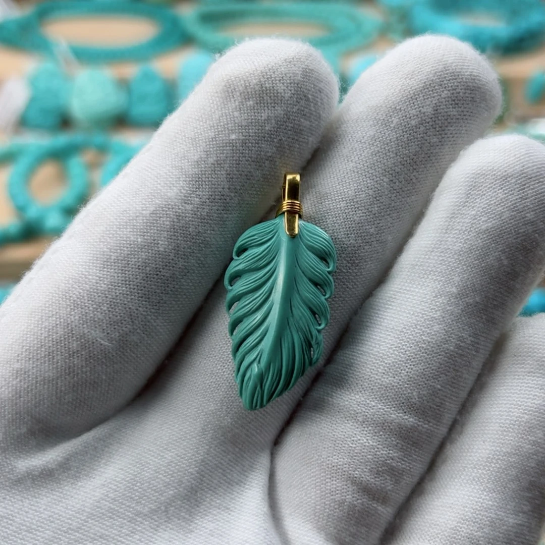 绿松石未镶嵌珠宝奇石