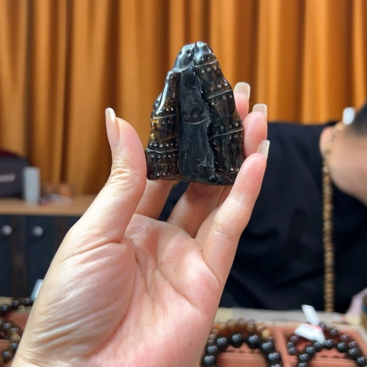 琥珀裸石未镶嵌老*抚顺3333