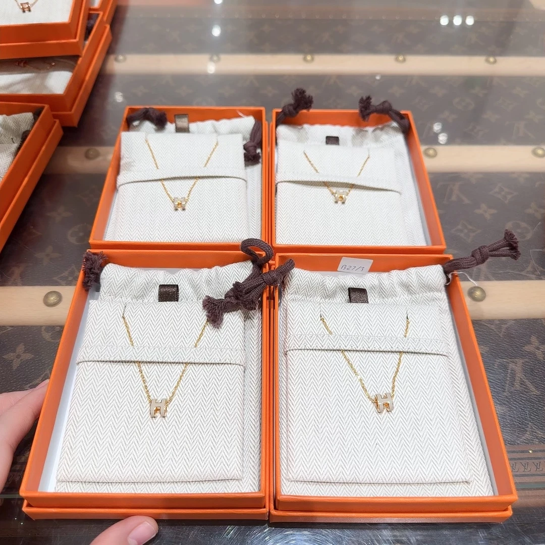 全新未使用 Hermes/爱马仕 奶茶色金 mini pop H项链 链长40Cm