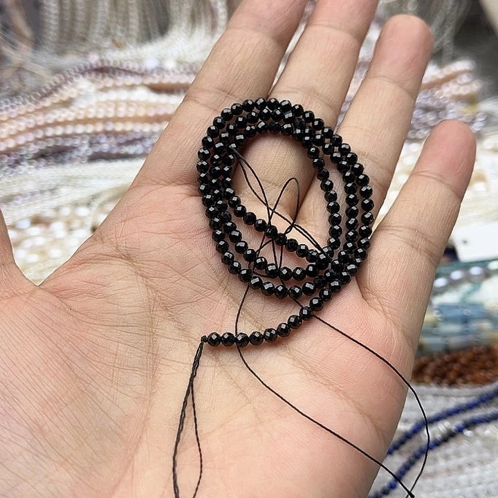 玛瑙/玉髓未镶嵌珠宝半成品一条3mm黑尖晶