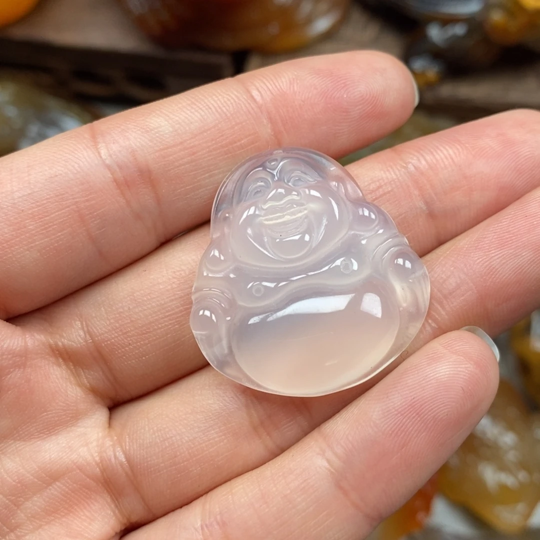宝***姥玛瑙/玉髓未镶嵌颈饰