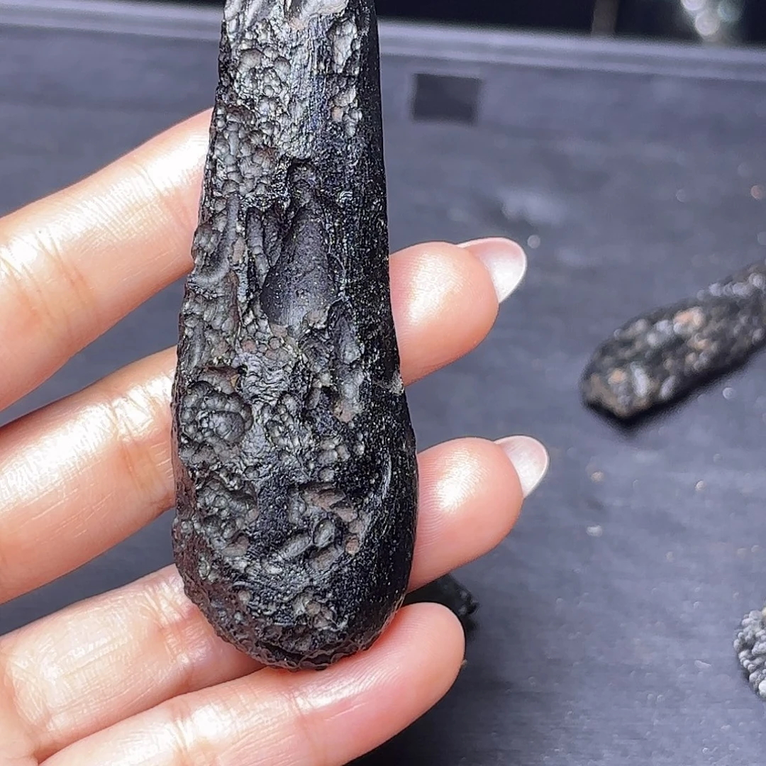 胖***杜铁合金雷公墨玻璃星星