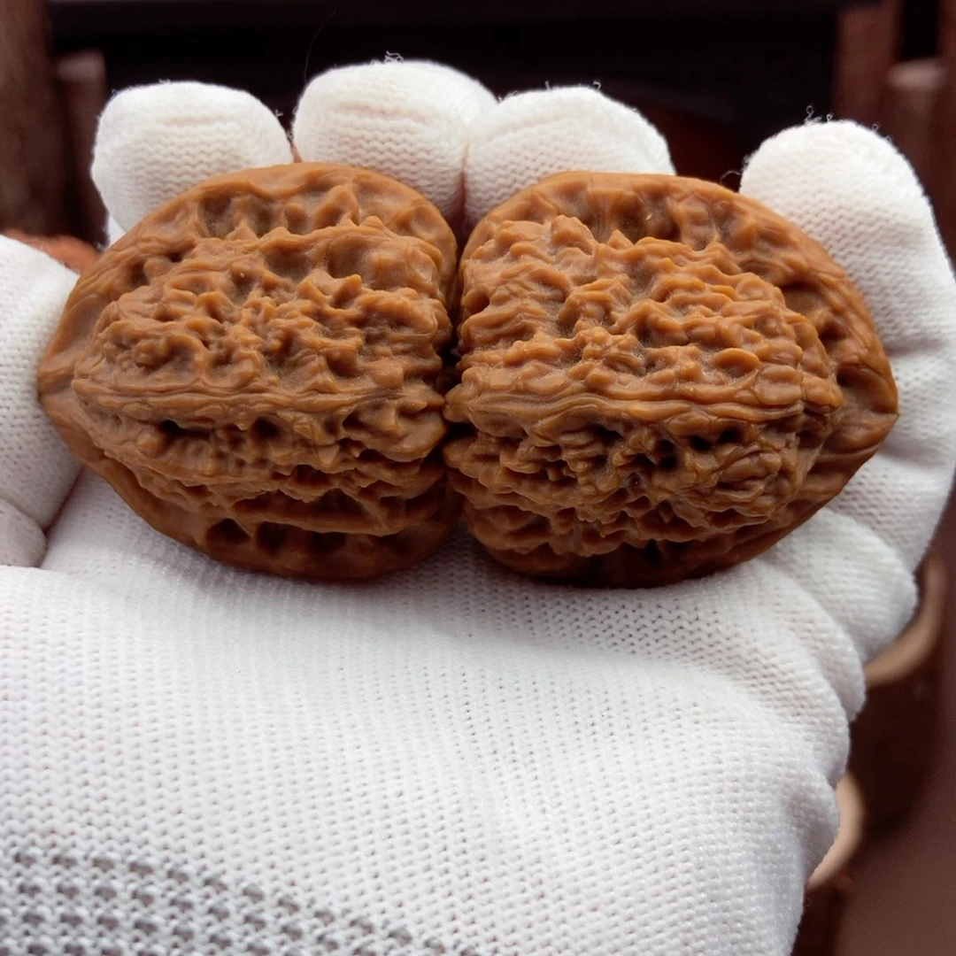 文玩核桃把件蚂蚁拉丝凹底39.5